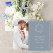 Dusty Blue Leafy Crest Monogram Foto Weduwschap Kaart