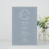Dusty Blue Leafy Crest Monogram Weddenschap Menu (Staand voorkant)