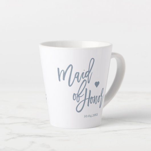 Dusty Blue Maid of Honor Lettering Script Latte Mok (Rechterhoek)