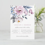 Dusty Blue Mauve Floral Bouquet Wedding Invitation Aankondiging (Staand voorkant)
