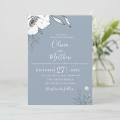 Dusty Blue Meadow Bloemen Bruiloft Uitnodiging (Staand voorkant)