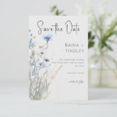 Dusty Blue Meadow Wildbloemen Moderne bruiloft Save The Date (Staand voorkant)