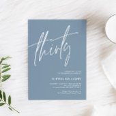 Dusty Blue Minimalist 30th Birthday Invitation Kaart