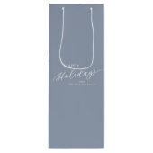 Dusty Blue Modern Minimalist Happy Holidays Wijn Cadeautas (Voorkant)