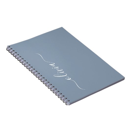 Dusty Blue Modern Script Elegant Monogram Naam Notitieboek (Rechterzijde)