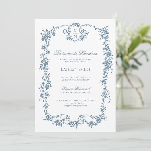 Dusty Blue Monogram Bruidsmeisjes Luncheon Kaart (Staand voorkant)