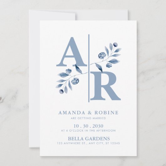 Dusty Blue Monogram bruiloft uitnodiging (Voorkant)