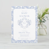 Dusty Blue Monogram Crest Baby shower Invitation Kaart (Staand voorkant)