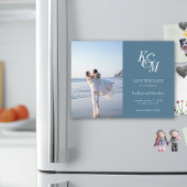 Dusty Blue Monogram Elegant Classic Save the Date Magnetische Uitnodiging