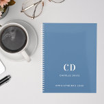 Dusty blue monogram initialen 2025 planner<br><div class="desc">Een stoffige blauwe achtergrond en witte tekst. Pas uw monogram initialen,  naam en een titeljaar aan en voeg deze toe.</div>