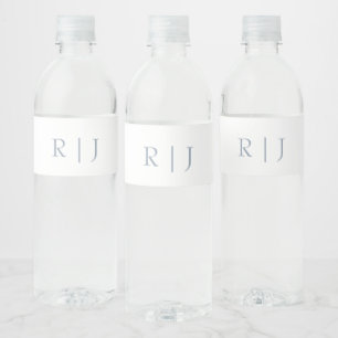 Dusty Blue Monogram Initialen Modern Wedding Waterfles Etiket
