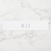 Dusty Blue Monogram Initialen Modern Wedding Waterfles Etiket (Enkel label)