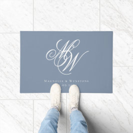 Dusty Blue Monogram Passen getrouwd Deurmat