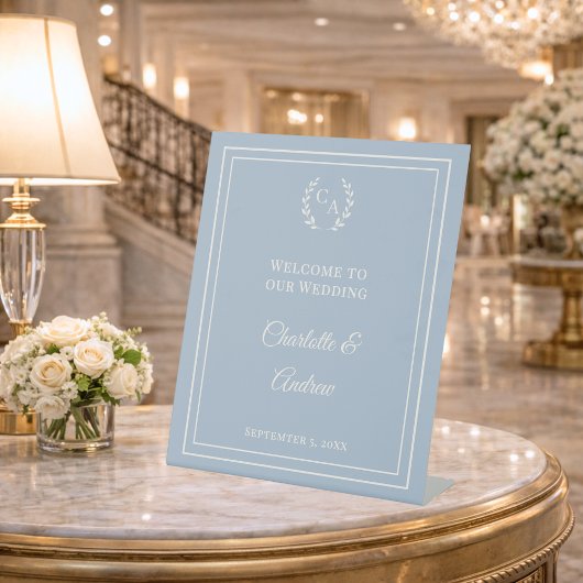 Dusty blue monogrammed elegant wedding welcome  reclamebord met voetstuk