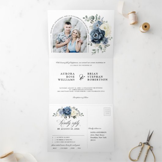 Dusty Blue Navy Champagne Ivory Floral Wedding Drieluik Aankondiging (Binnen)