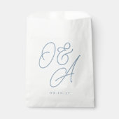 Dusty Blue Oversize Script Monogram Weddenschap Bedankzakje (Voorkant)