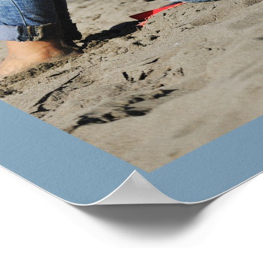 Dusty Blue Paar Foto Minimalistische Huwelijk Poster (Hoek)