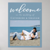 Dusty Blue Paar Foto Minimalistische Huwelijk Poster (Voorkant)