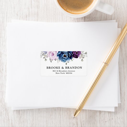 Dusty Blue Paars Navy Lila Blooms Weddenschap Etiket (Insitu)