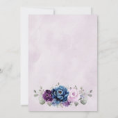 Dusty Blue Paars Navy Lila Blooms Wedding Invita Kaart (Achterkant)