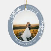 Dusty Blue Pas getrouwd Snowflake 1e Kerstmis Keramisch Ornament (Links)