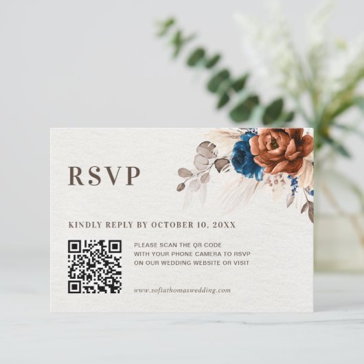 Dusty Blue Pastel Roze hortensia Bloemen bruiloft  RSVP Kaartje (Staand voorkant)