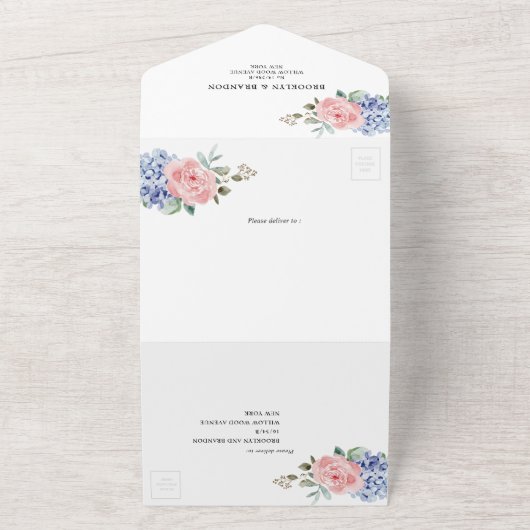 Dusty Blue Pastel Roze hortensia's Bloemenbruiloft All In One Uitnodiging (Buitenkant)