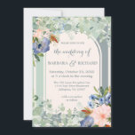 Dusty Blue Peach Green Wedding Kaart<br><div class="desc">Deze verbluffende trouwuitnodiging bevat een gespleten achtergrond en een dubbele boog van stoffige blauw en lichtgroen met mooie bloemen, eucalyptusgroen en een perzikzige grens. Je zou het kunnen voelen alsof je in een glorieuze tuin stond. Witte lettertjes en kalligrafie zijn een perfecte aanvulling op de mooie bloemen. Een mooie ontwerpkeuze...</div>
