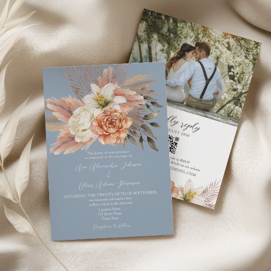 Dusty Blue Peach Wedding QR Uitnodigen Kaart