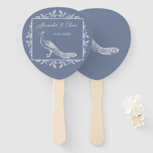 Dusty Blue Peacock Flourish Wedding Favor Hand Fan Handwaaier (Voorkant en achterkant)