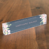 Dusty Blue Peonies Gepersonaliseerde Desk naamplaa Naambordje (Zijkant)