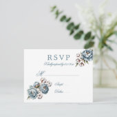 Dusty Blue Peony and Cotton Wedding RSVP Kaartje (Staand voorkant)