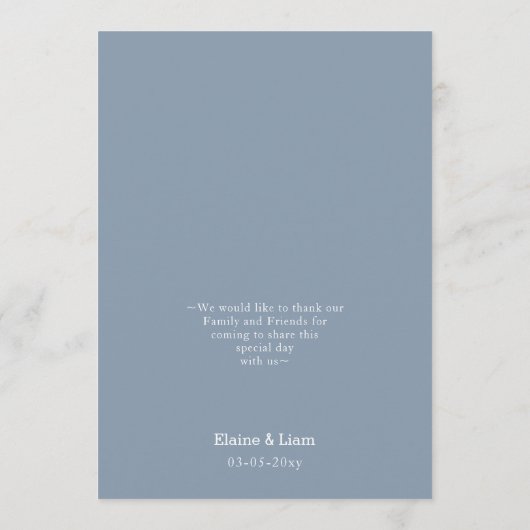 Dusty Blue Personalized Guest Name Wedding Menu (Achterkant)