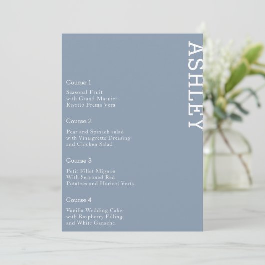 Dusty Blue Personalized Guest Name Wedding Menu (Staand voorkant)