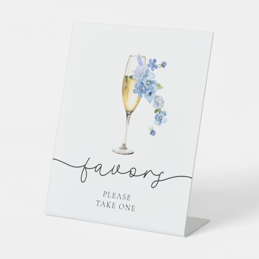 Dusty Blue Petals & Prosecco Vrijgezellenfeest Fav Reclamebord Met Voetstuk (Voorkant)
