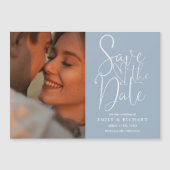 Dusty Blue Photo Elegant Wedding Save the Date Magnetische Uitnodiging (Voorkant)