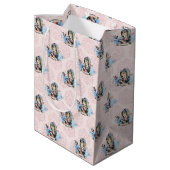 Dusty Blue & Pink Alice in Wonderland Baby shower Medium Cadeauzakje (Achterkant Gekanteld)