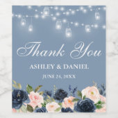 Dusty Blue Pink Floral Lights Bruiloft Dank u Wijn Etiket (Enkel label)