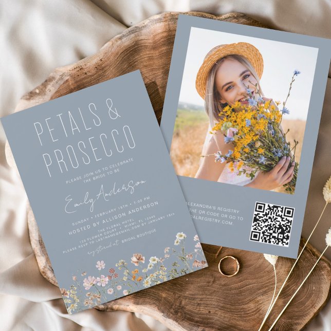 Dusty Blue QR Code Wildflower Petals & Prosecco (Creator heeft geüpload)