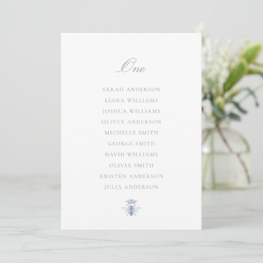 Dusty Blue Queen Bee Wedding Seating Chart Kaart (Staand voorkant)