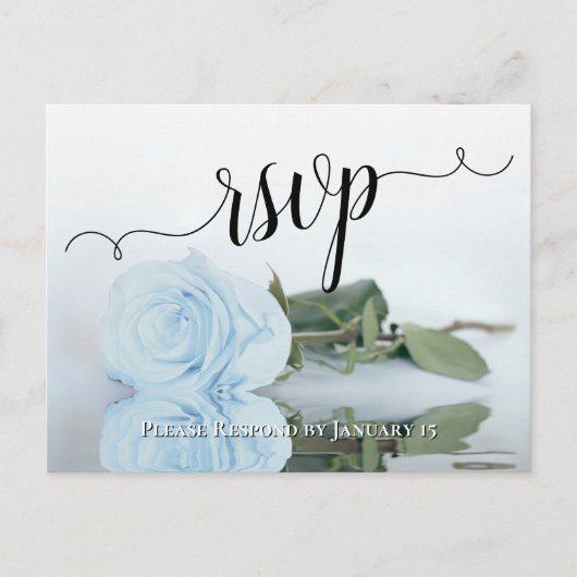 Dusty Blue Reflecting Roos Elegant Wedding RSVP Briefkaart (Voorkant)
