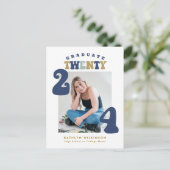 Dusty Blue Retro Groovy Fun Scrip Photo Afstuderen Uitnodiging Briefkaart (Staand voorkant)