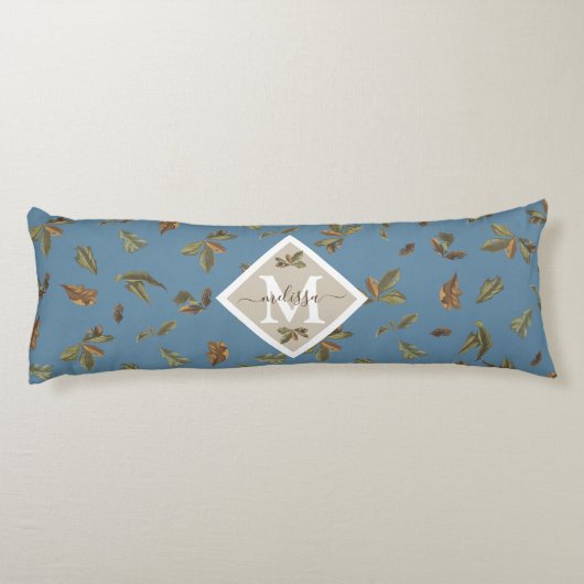 Dusty Blue Rustic Brown Leaves Monogramed Lichaamskussen (Achterkant)