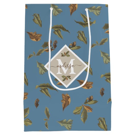 Dusty Blue Rustic Brown Leaves Monogramed Medium Cadeauzakje (Achterkant)