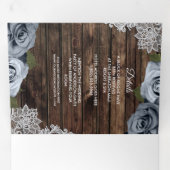 Dusty Blue Rustic Wood Drivoudig Wedding Programme Drieluik Uitnodiging (Binnenzijde eerst)