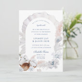 Dusty Blue Seashell Pampas Beach Arch Wedding Kaart (Staand voorkant)