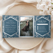 Dusty Blue Silver Flourish Swirl Wedding Photo Drieluik Uitnodiging