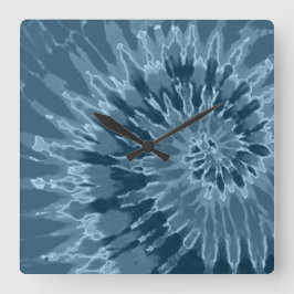 Dusty Blue Spiral Tie Dye Clock Vierkante Klok