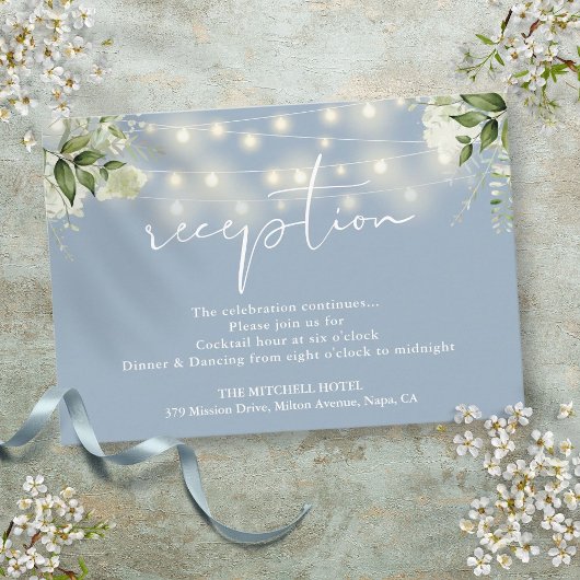 Dusty Blue String Lights Floral bruiloft receptie Informatiekaartje