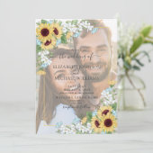 Dusty Blue Sunflower Vellum Overlay Foto Weddensch Kaart (Staand voorkant)